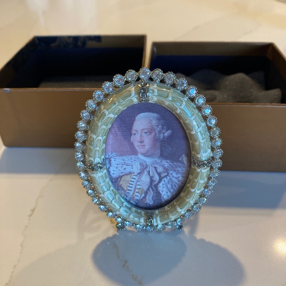 Jay Strongwater Picture Frame - Picture 1 of 6